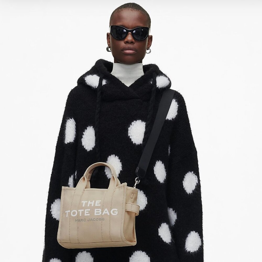 Marc Jacobs Canvas The Tote Bag - Picture 2 of 6